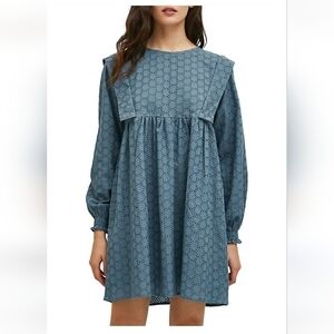 COMPANIA Darted-Shoulder Embroidered teal Sizes large